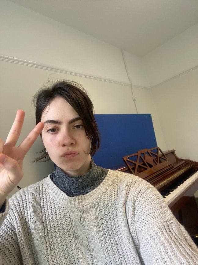 Looking for a place to share in West London Main Photo