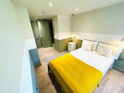 🛏️ En-Suite Room to Let in 📍Lewisham Main Photo