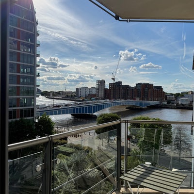 Double room available with Thames Views Main Photo
