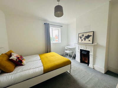 Sunny, Quiet double room Main Photo