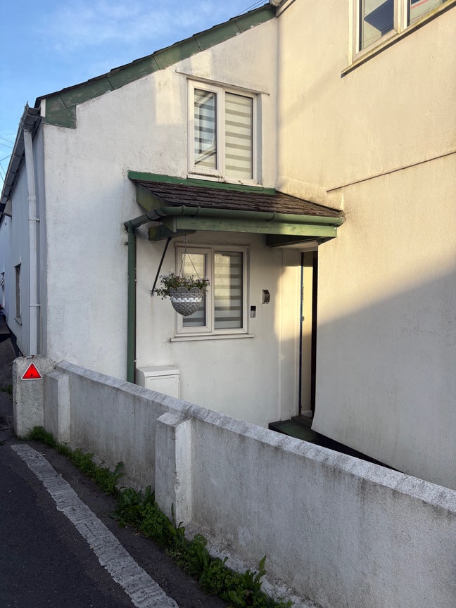 Double Room in Beautiful Cottage Main Photo