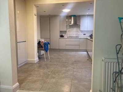 Double Room Available in Rayners Lane (Harrow) Main Photo
