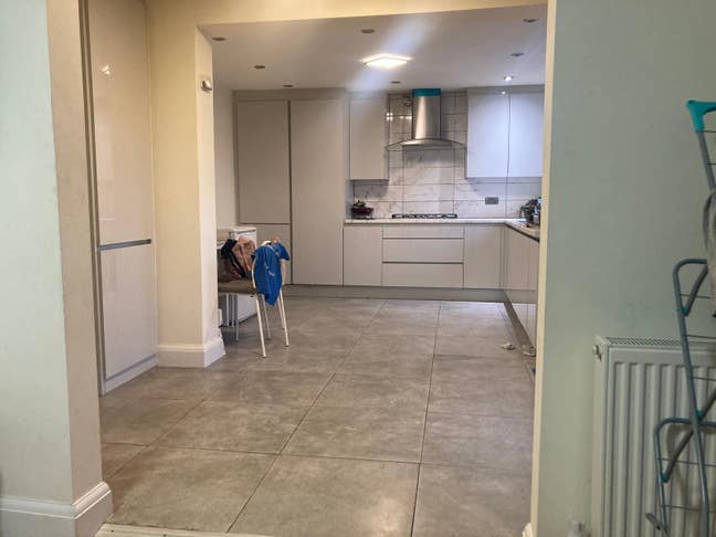 Double Room Available in Rayners Lane (Harrow) Main Photo