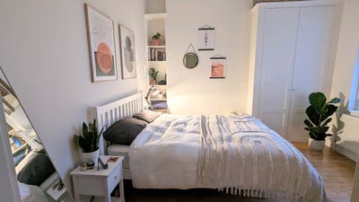 Double Room + Private Bathroom Main Photo