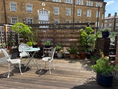 Room to Rent on Essex Road Main Photo