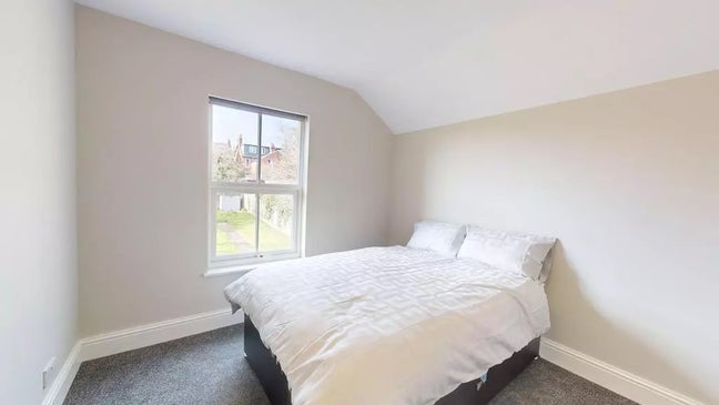 2 bedroom flat near Cowley Road Oxford Main Photo