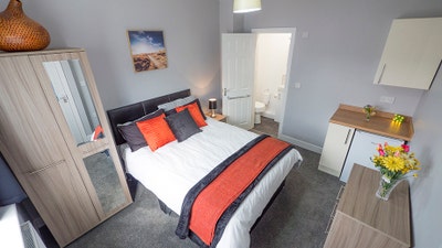 Stunning En-Suite Room Main Photo