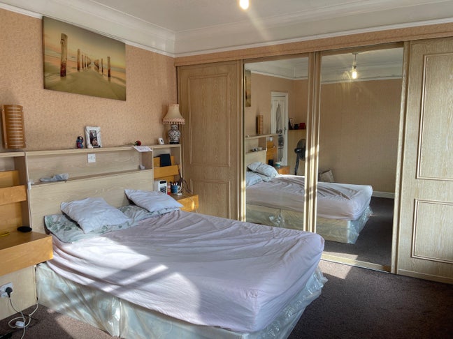 5 Bedroom House in London N15  Main Photo