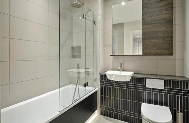 Luxury Ensuite Room  Main Photo