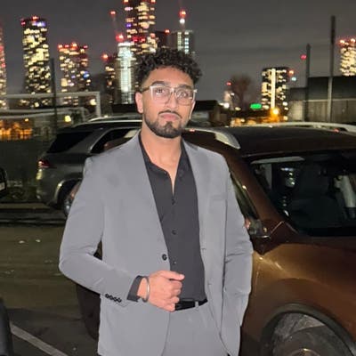 Professional Male seeks a double room Main Photo