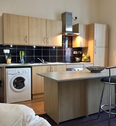 One Bedroom Apartment - bills not included Main Photo