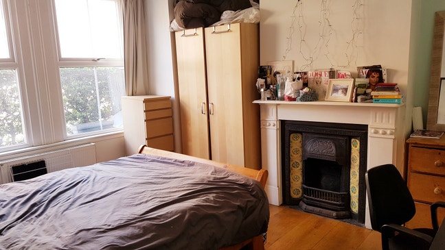 Double Room (Large) in Spacious Garden Flat Main Photo