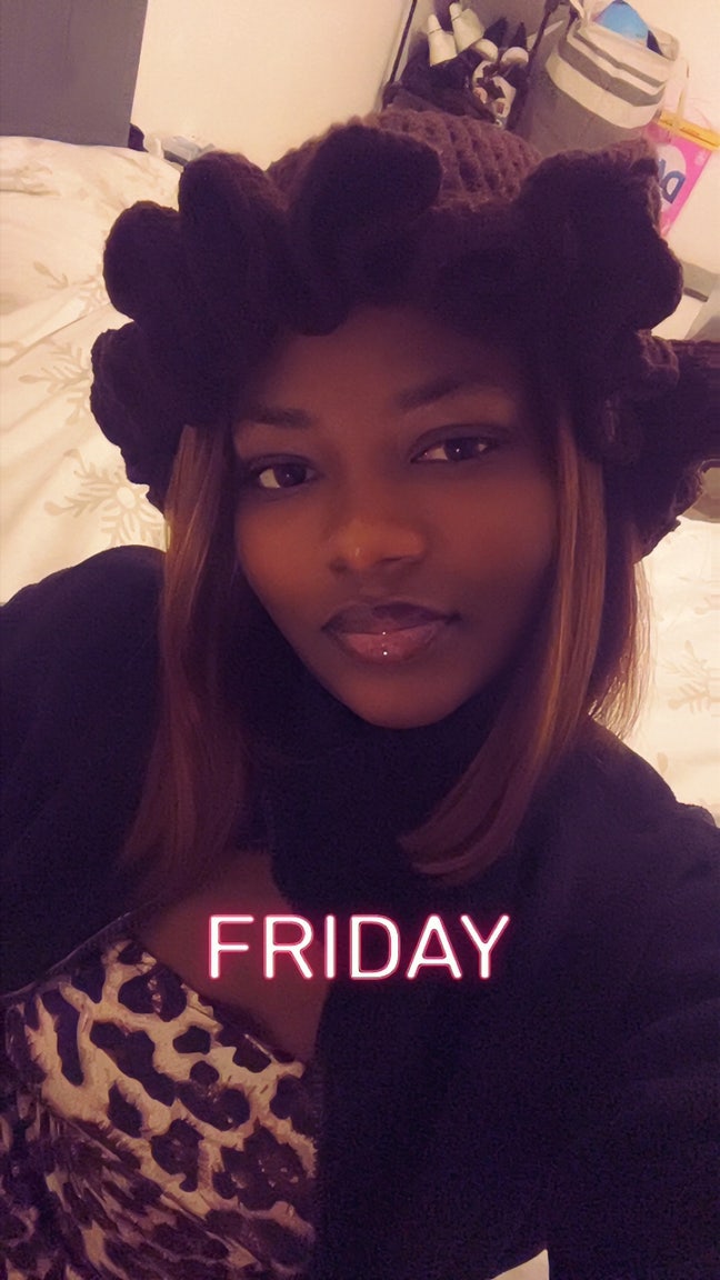 25 year old Female seeks a single or double room Main Photo
