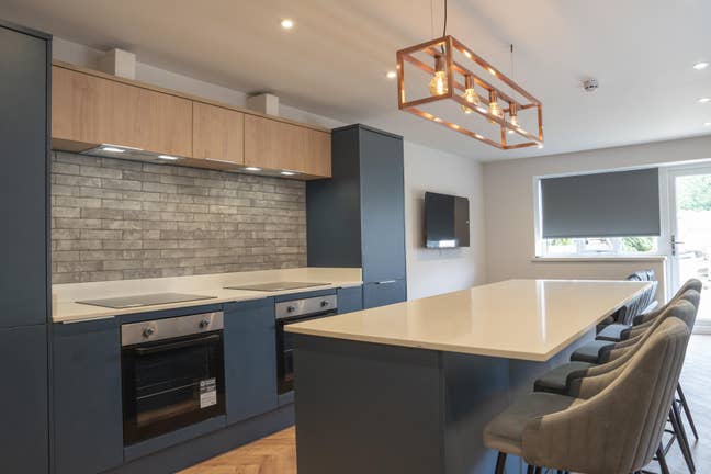Ensuite Room in Brand New Property! Main Photo