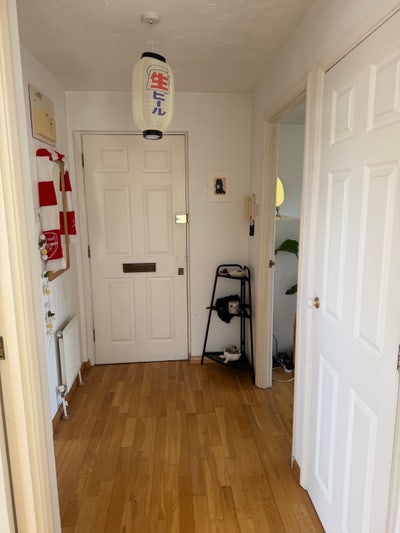 Sublet whole sunny flat in Hackney :) Main Photo