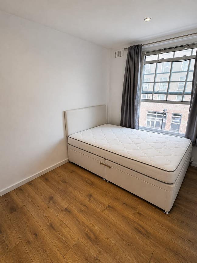Double Room to Let in Deptford Main Photo
