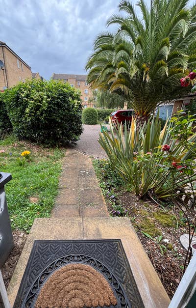 Double room awailable in Mudchute area Main Photo