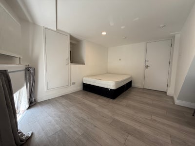 Room In Kensal Green, &pound;750, Bills Included  Main Photo