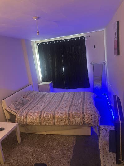 Room Main Photo