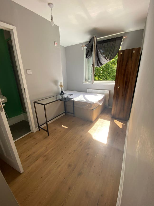 💎 Premium En-Suite | Prime N7 Location Main Photo