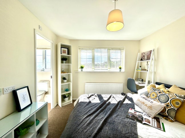 🌿 Spacious and Modern Luxury Room 🌿
 Main Photo