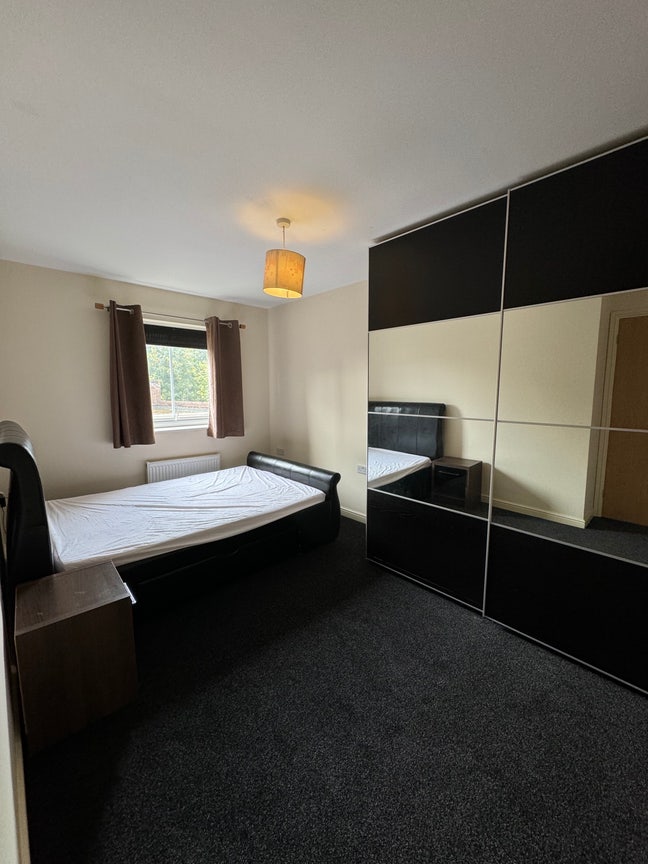 Room near hospital in share house Main Photo