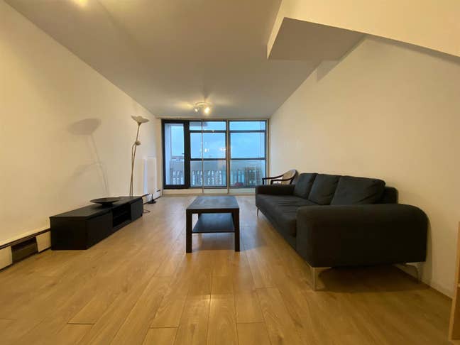  Bright two bedroom flat on Finchley Road Main Photo