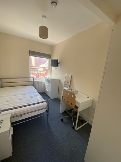 Nottingham City Centre | &pound;150pppw Bills Included Main Photo
