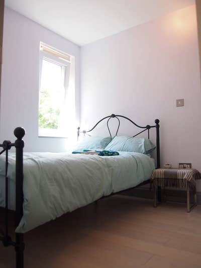 Stunning Room in Zone 1/2 - Bill inculding Main Photo