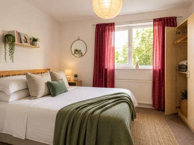4 Large DBL Rooms Canning Town E16 Near DLR August Main Photo