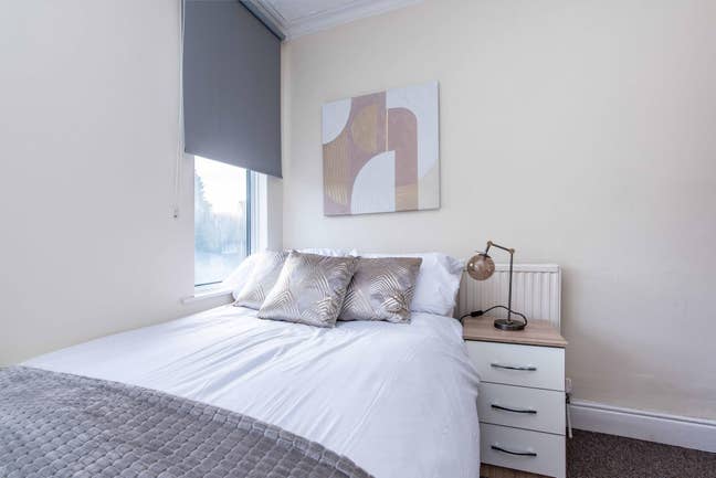 No Deposit Room in NG2 Main Photo