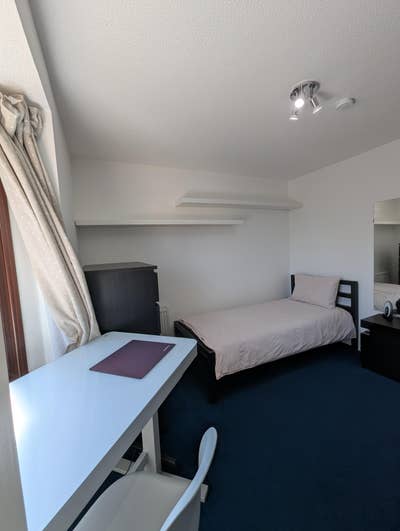 Room to Rent in Shenley Brook End Main Photo