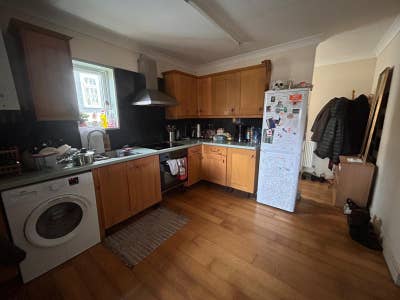 Stunning 5 Bedroom House To Let in Norwood SE27 Main Photo