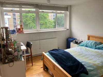 Double bedroom in Central London Main Photo