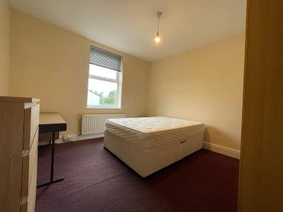 Two rooms, Salters Road, Gosforth,  Main Photo