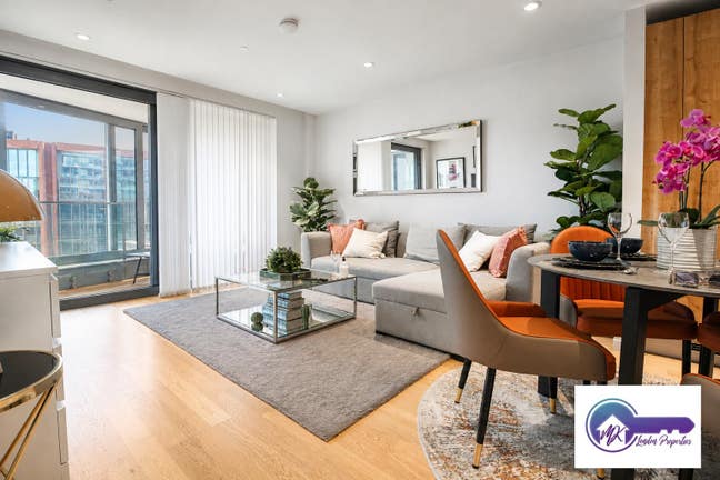 Luxury Beautiful One Bed flat in King's Cross N1  Main Photo