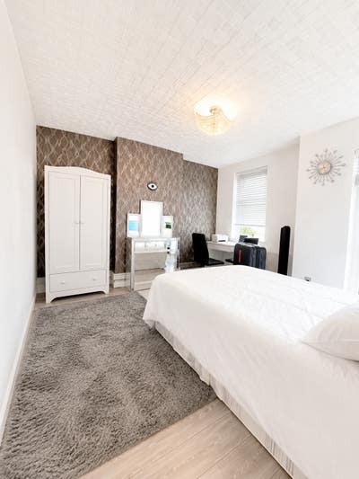 AUGUST- Room w/ balcony🌟 Brick Lane | Shoreditch  Main Photo