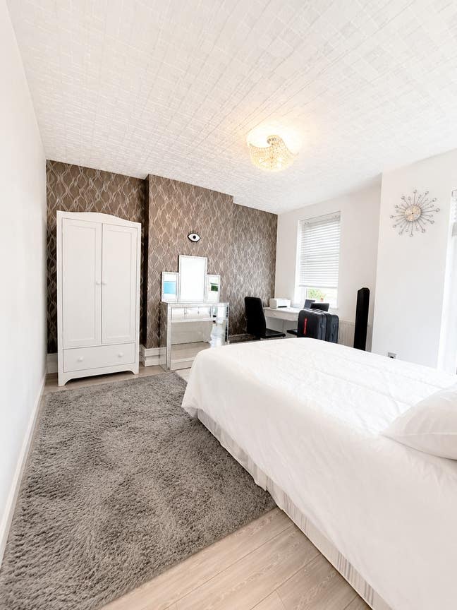 AUGUST- Room w/ balcony🌟 Brick Lane | Shoreditch  Main Photo