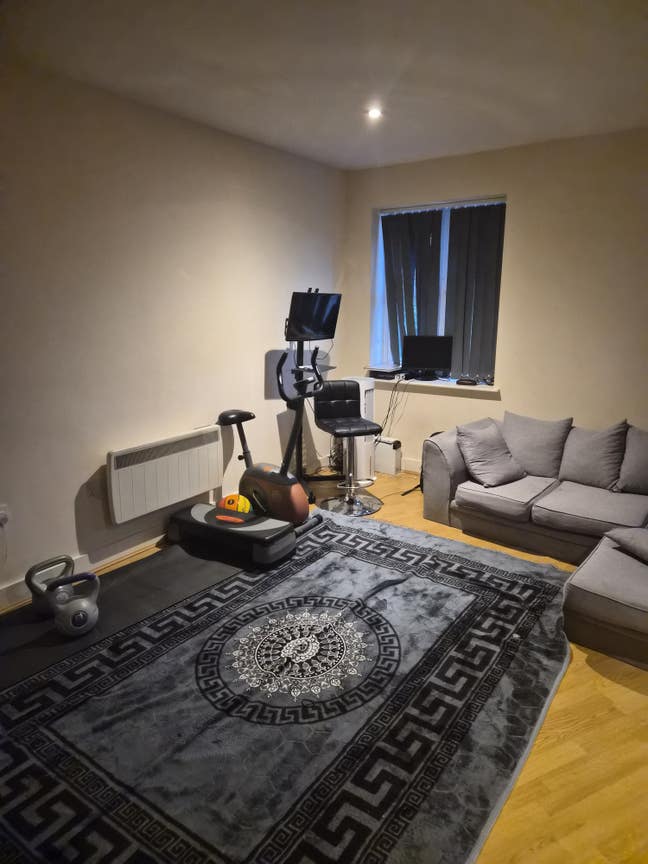 Ensuite room for rent in Nightingale road Main Photo