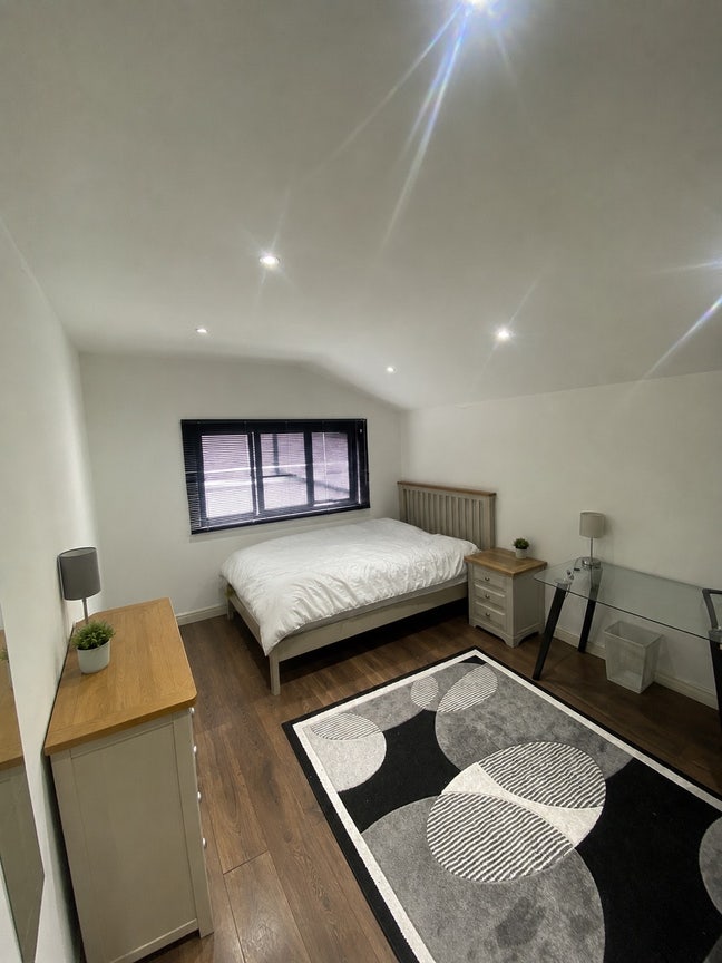 Room for rent in West London  Main Photo