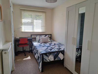 Ensuite double near M4, Stockley Park, LHR Main Photo