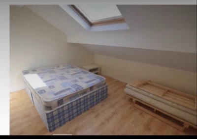 Double room to rent Main Photo