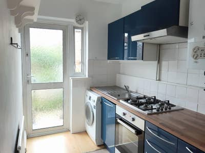 Whole 2-Bed Garden Flat | Sydney Rd N10  Main Photo