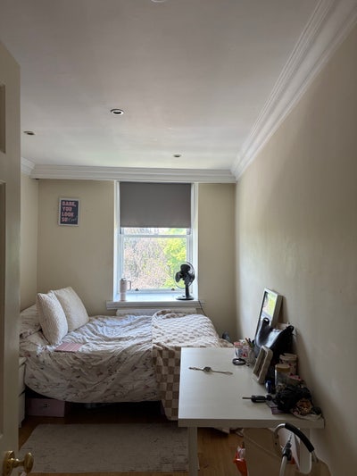 Lovely room in Jesmond Flat share!  Main Photo