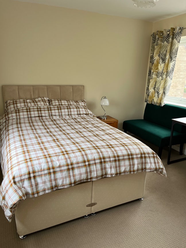 Double Room, Near Train Station and Addenbrookes  Main Photo