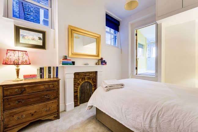 En-suite double bedroom v close to station! Main Photo