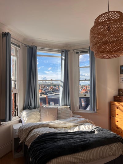 Spacious 1 bed close by Fulham and Parsons Green Main Photo