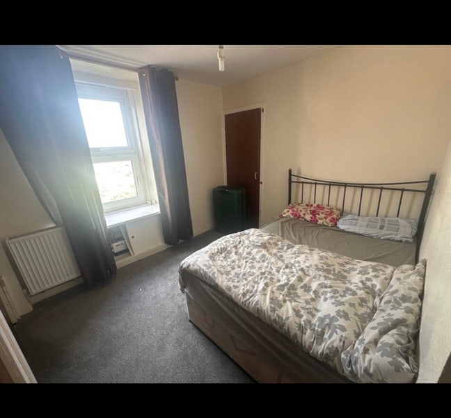   Double room available for female or couple Main Photo