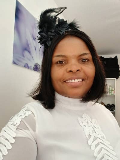 Looking for a single or double room to rent  alone Main Photo
