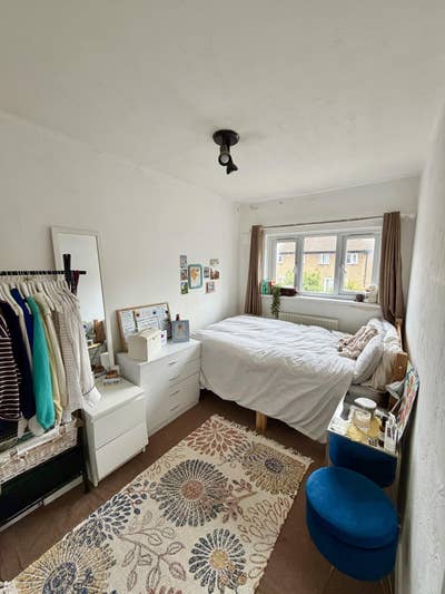 Bright Double Room in Queer Creative House Main Photo